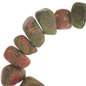 Полускъпоценни камъни - мънисто от унакит 6-10х8х12мм (10см)