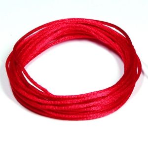 Луксозен сатенен шнур Griffin - червен, 1mm (1м)