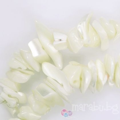 Седефени мъниста чипс - натурално бял 4-8мм (1бр) 