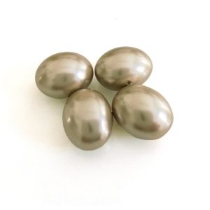 Овална седефена перла - бадемов прашец 12х15 мм (4бр)