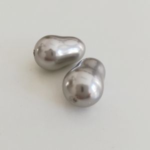 Крушовидна седефена перла - светлосива 18х12 мм (2бр)